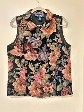 Susan Graver Style 8795 Floral Vest in Black & Pink Size Medium